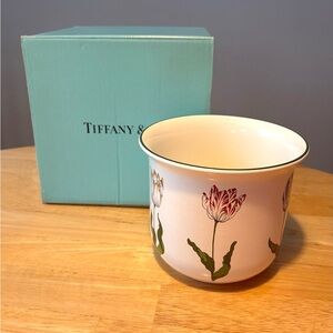 Tiffany & Co. Tulip Pot “Tiffany Tulips” Authentic NIB